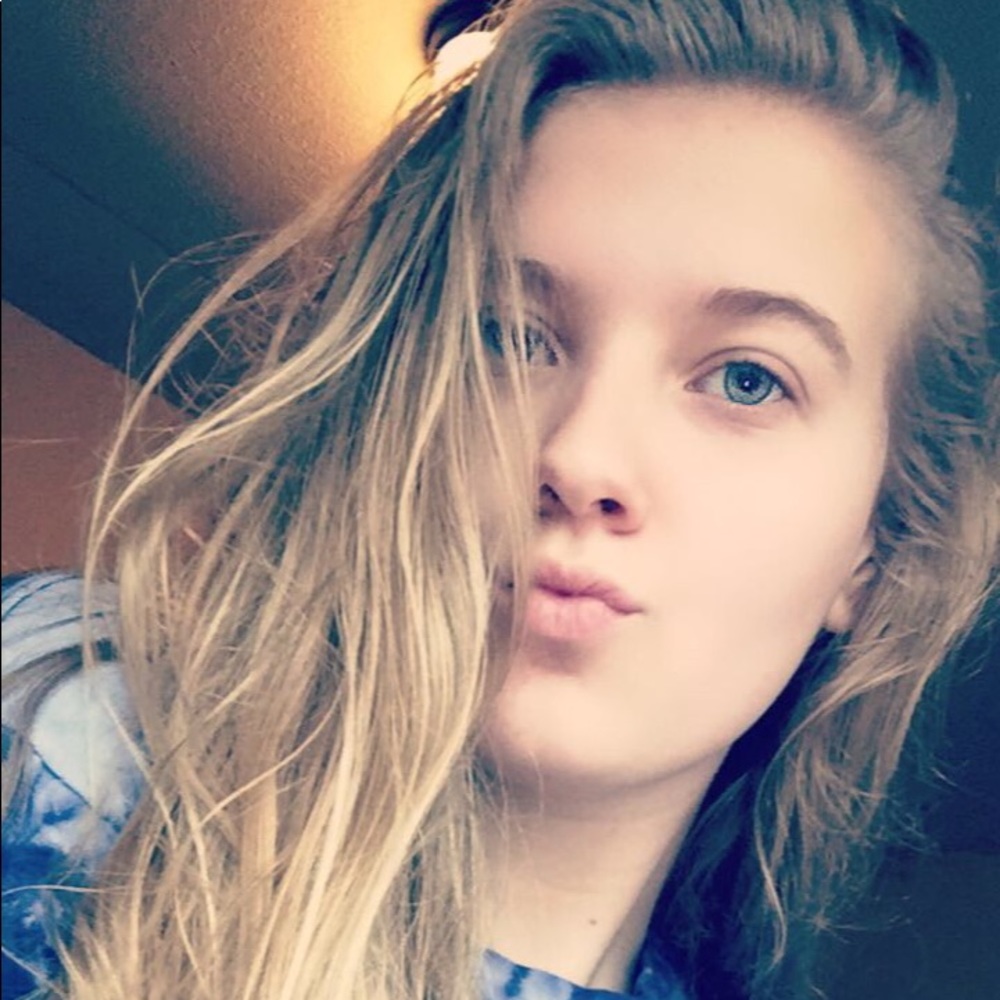 Meet your Posher, Savannah